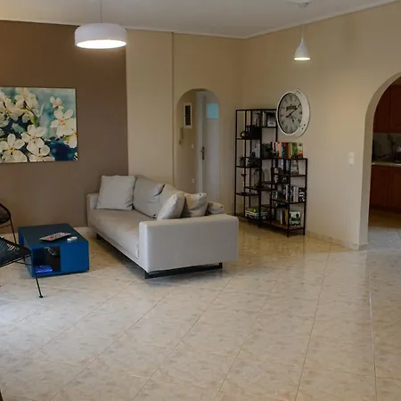 Kostas House Semesterbostad *
