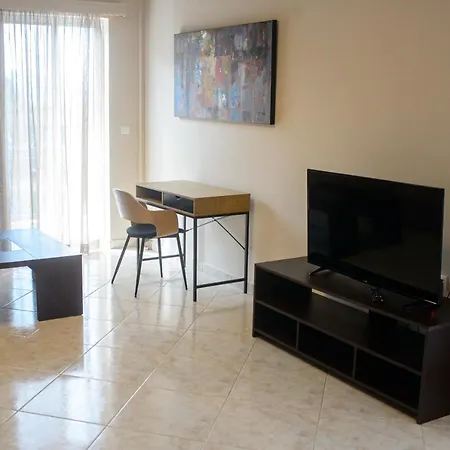 Kostas House