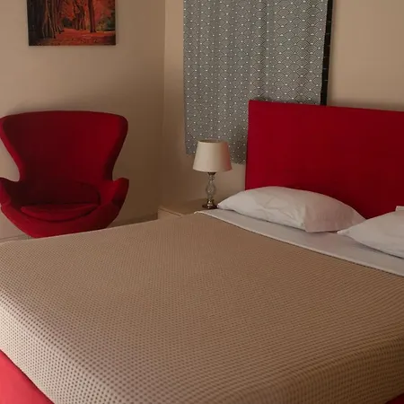 Kostas House Holiday home *