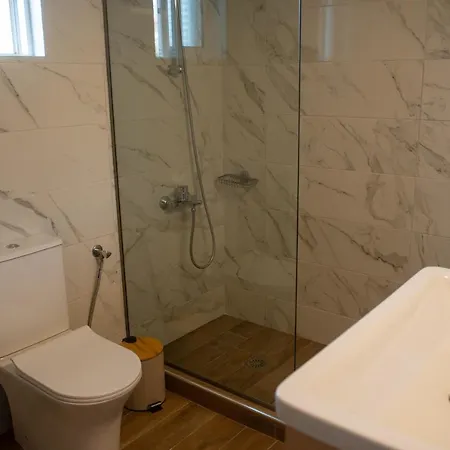 Kostas House Semesterbostad