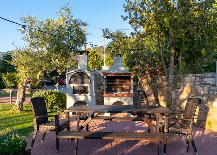 Feriehus Kostas House Faraí