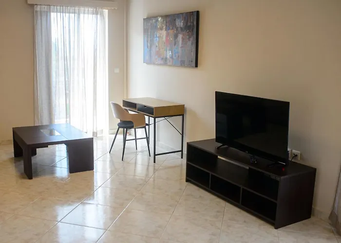 Kostas House