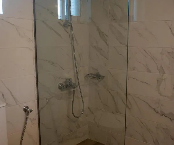 Nyaraló Kostas House Faraí